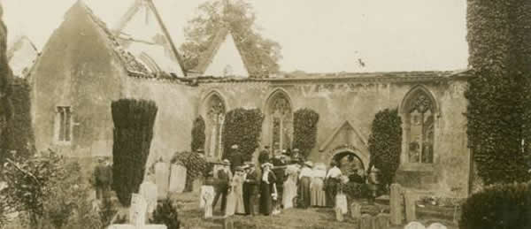 Image of Wargrave Church after the fire 1914